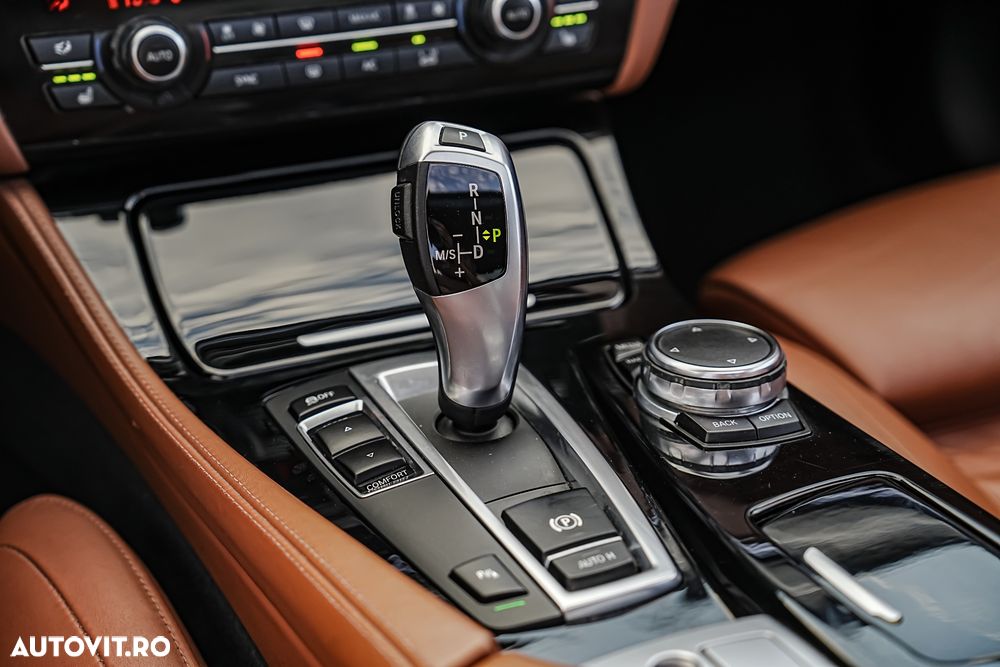 BMW Seria 5 520d Aut. Luxury Line - 21