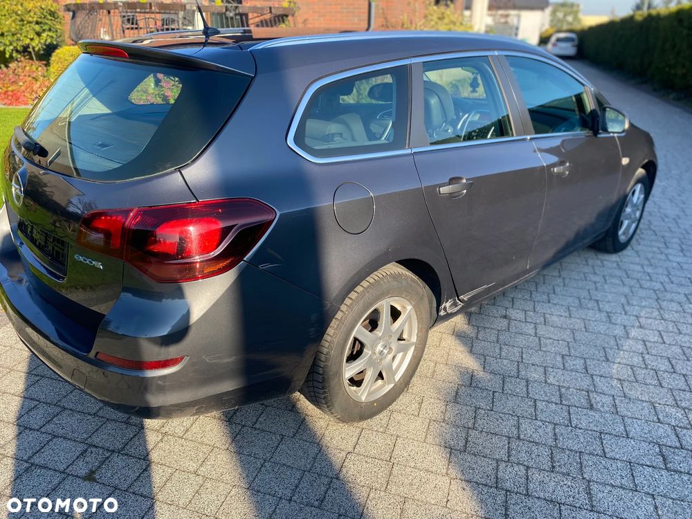 Opel Astra 1.4 EcoFLEX Sport - 5