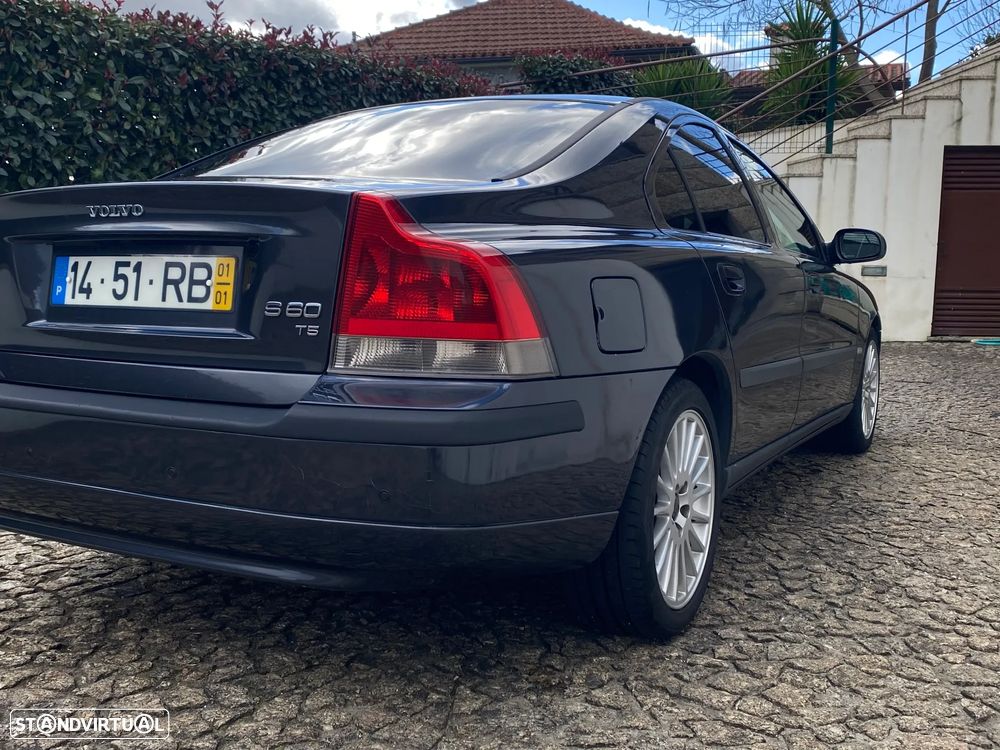 Volvo S60 2.3 T5 - 4