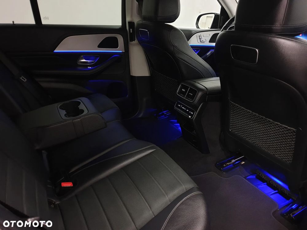 Mercedes-Benz GLE 300 d 4-Matic - 33