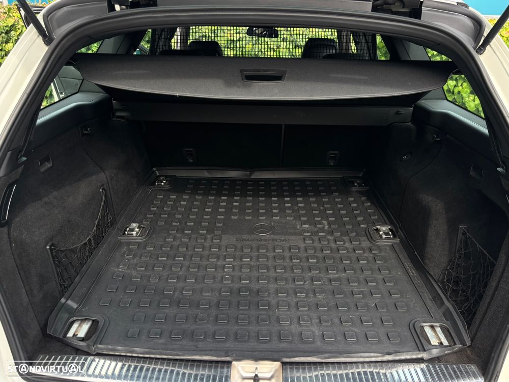 Mercedes-Benz E 250 CDI Avantgarde BE Auto. - 35