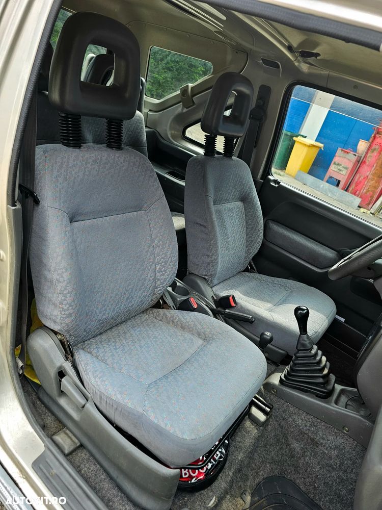 Suzuki Jimny - 15