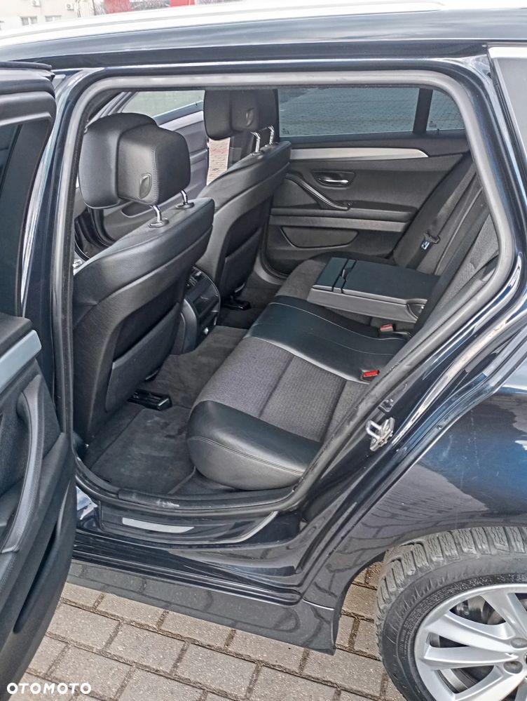 BMW Seria 5 520d - 5