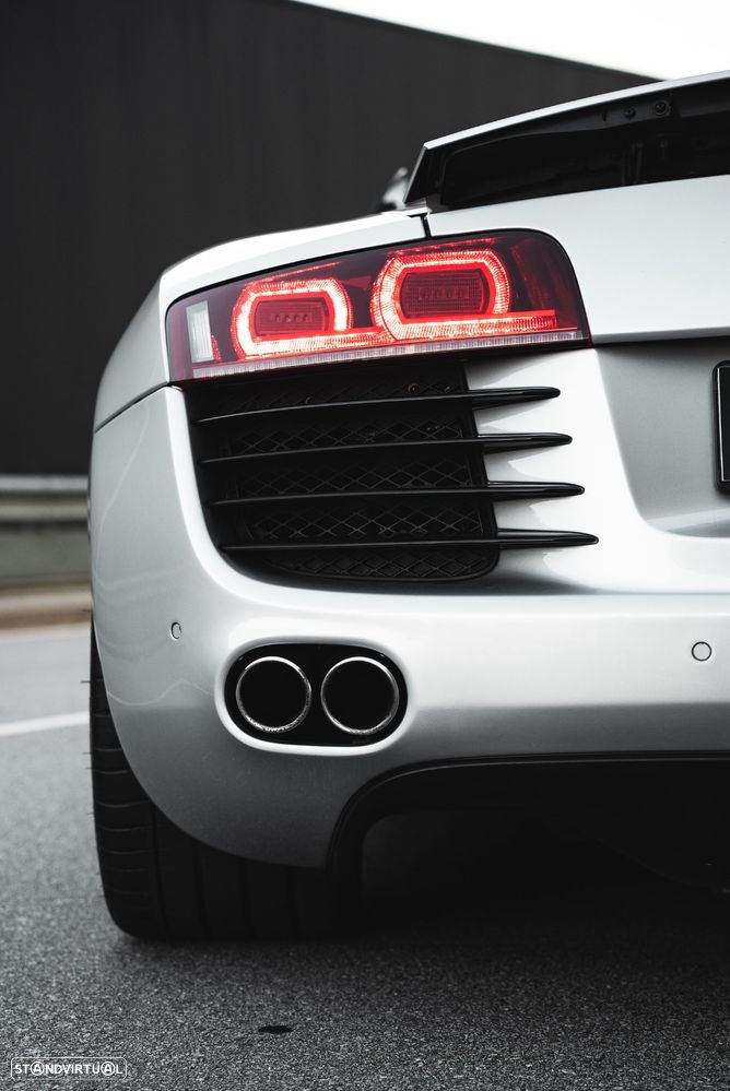 Audi R8 Spyder 4.2 FSI quattro R tronic - 4