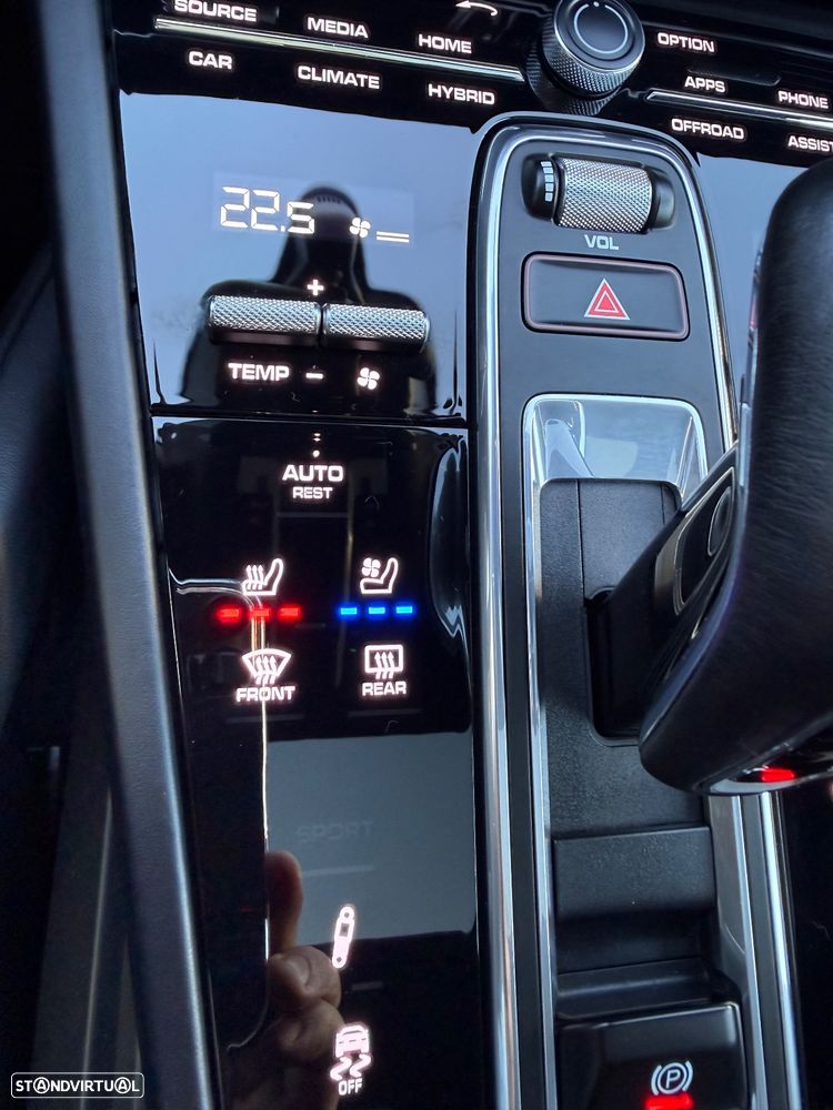 Porsche Cayenne Coupé - 25