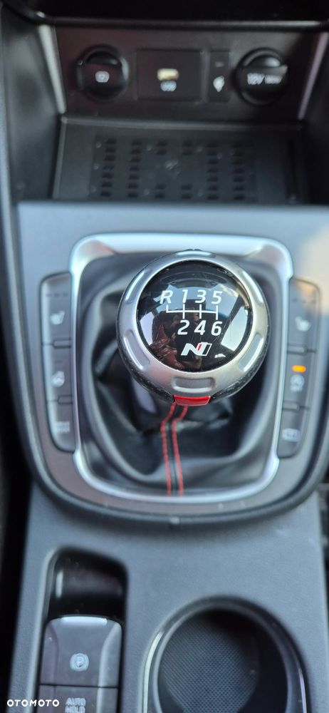 Hyundai Kona 1.0 T-GDI 48V-Hybrid N Line - 23