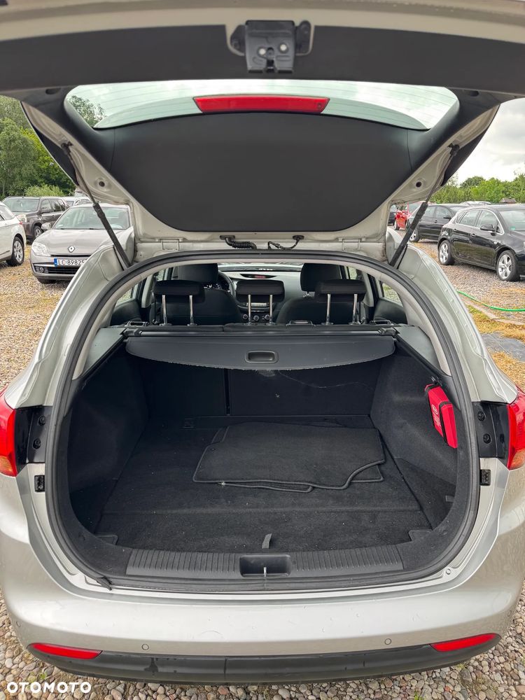 Kia Ceed 1.4 CRDi 90 Vision - 9