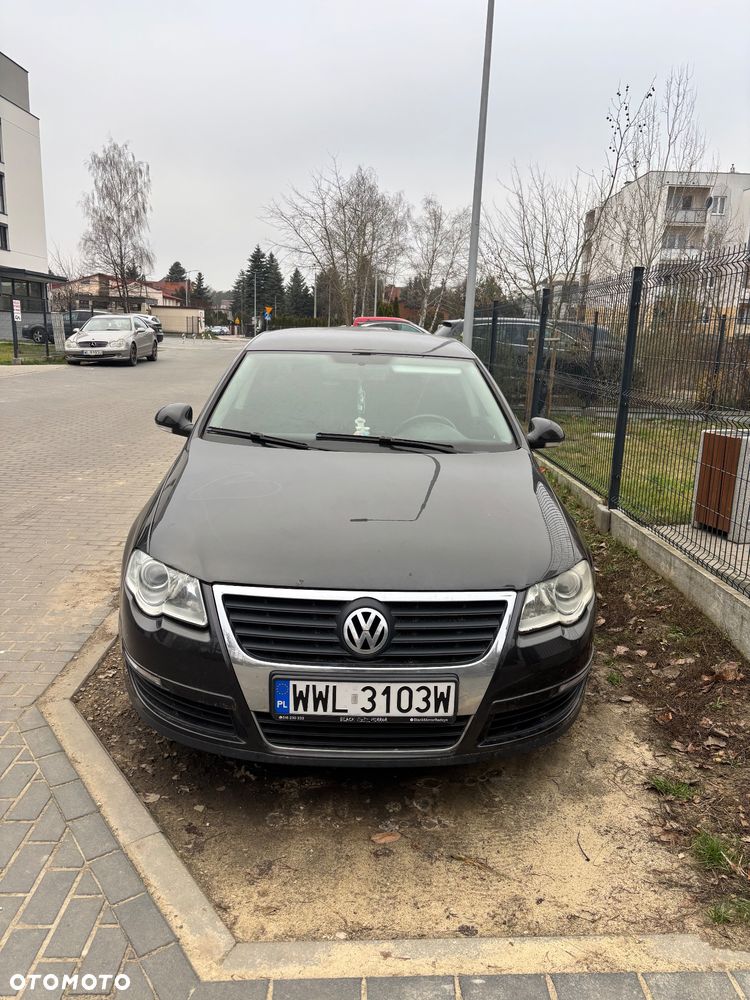 Volkswagen Passat 2.0 FSI Comfortline - 1