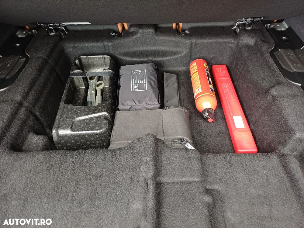 BMW X4 xDrive20i AT MHEV - 10