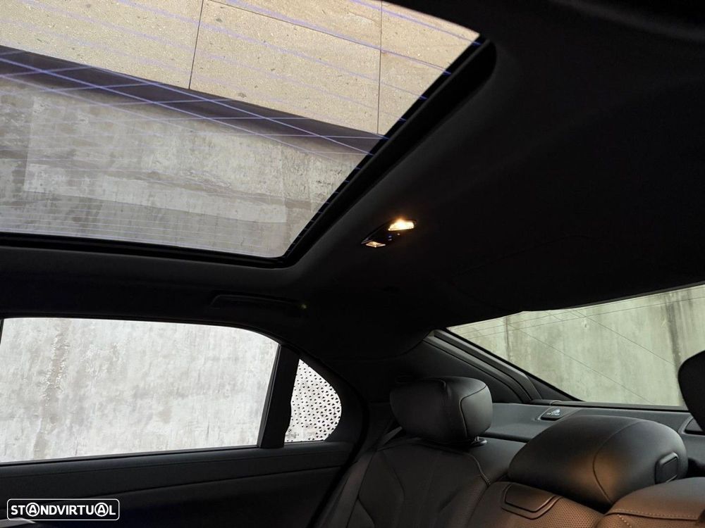 BMW i7 xDrive60 Pack Desportivo M Pro - 14