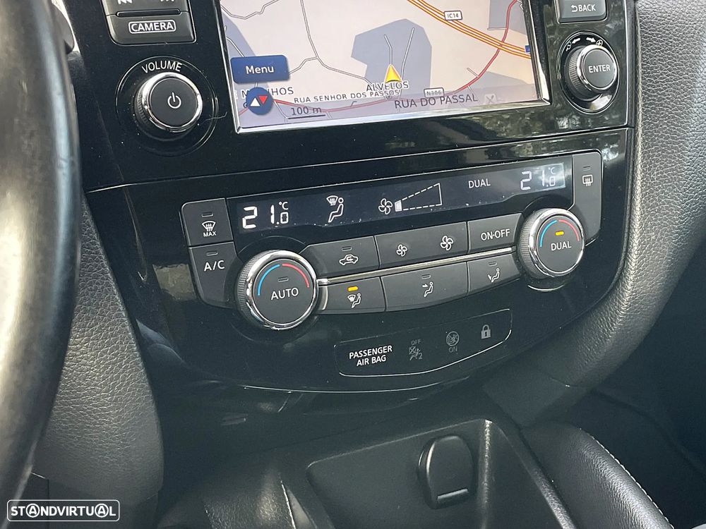 Nissan Qashqai 1.5 dCi N-Connecta 18 - 24