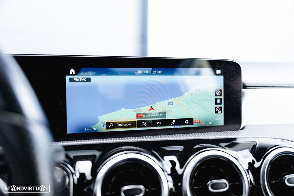 Mercedes-Benz A 250 e AMG Line - 16