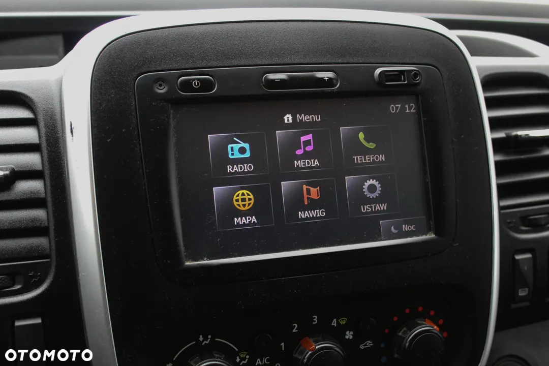 Renault TRAFIC - 16