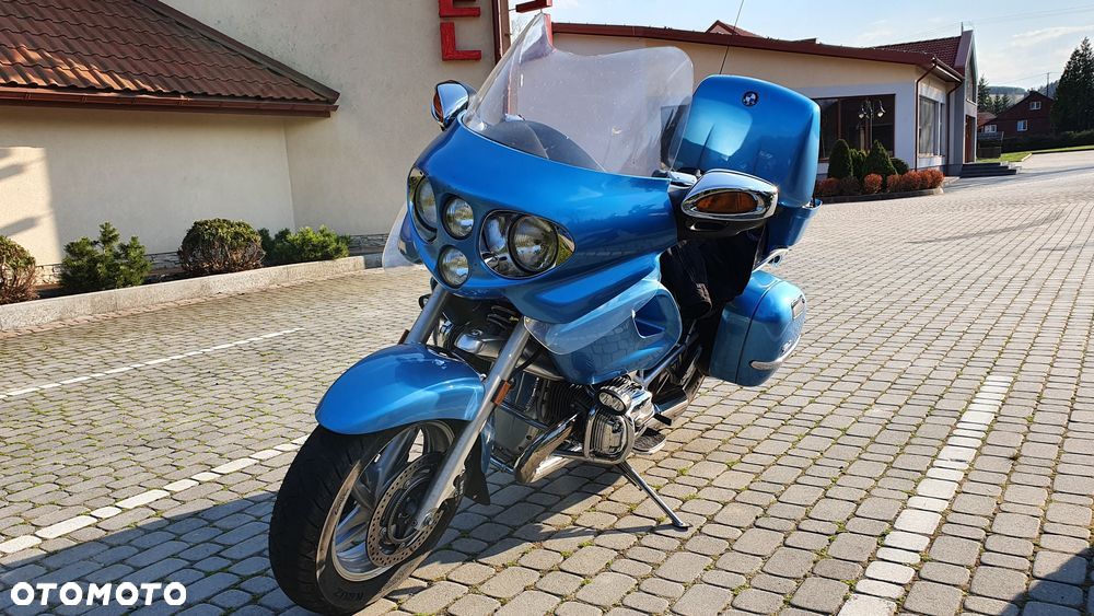 BMW R - 1