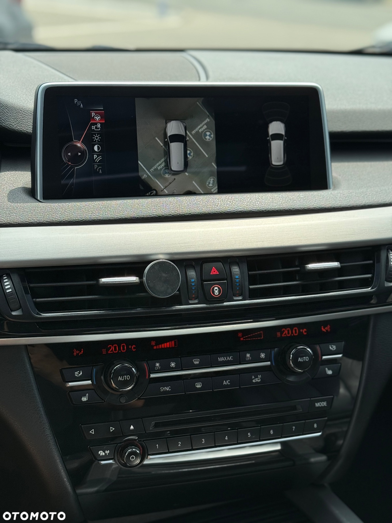 BMW X5 xDrive40d - 29