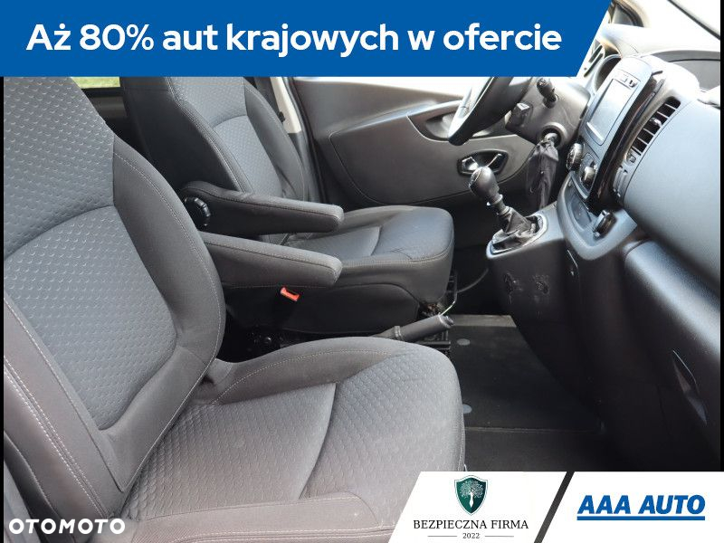 Opel Vivaro - 10