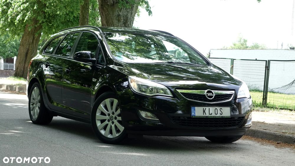 Opel Astra 1.6 Turbo - 39