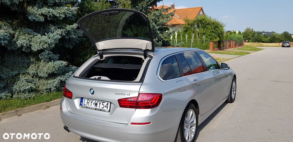 BMW Seria 5 525d Sport-Aut Luxury Line - 17