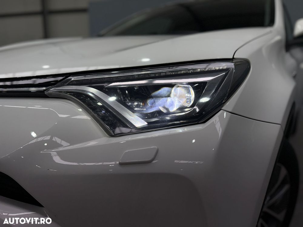 Toyota RAV4 2.5 VVT-i 4x4 Luxury - 12