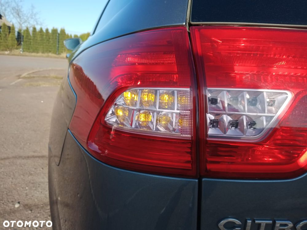 Citroën C5 HDi 135 Exclusive - 16