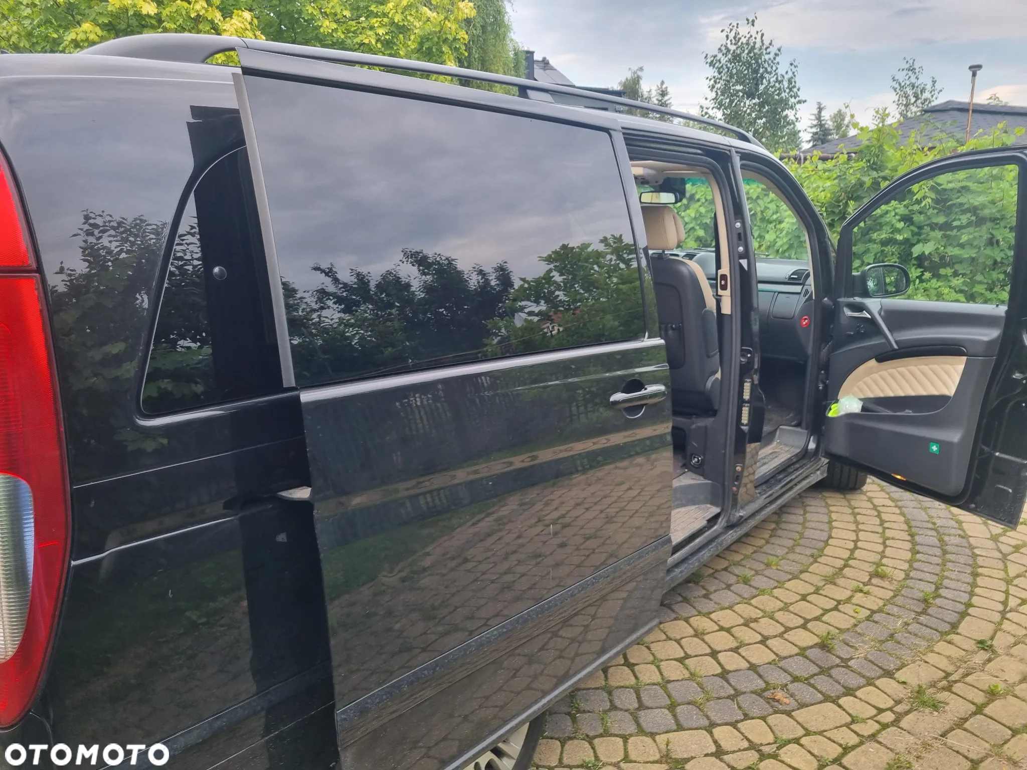 Mercedes-Benz Viano - 10