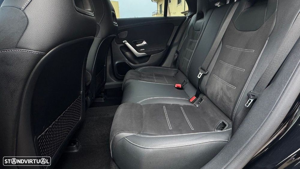 Mercedes-Benz CLA 220 - 17