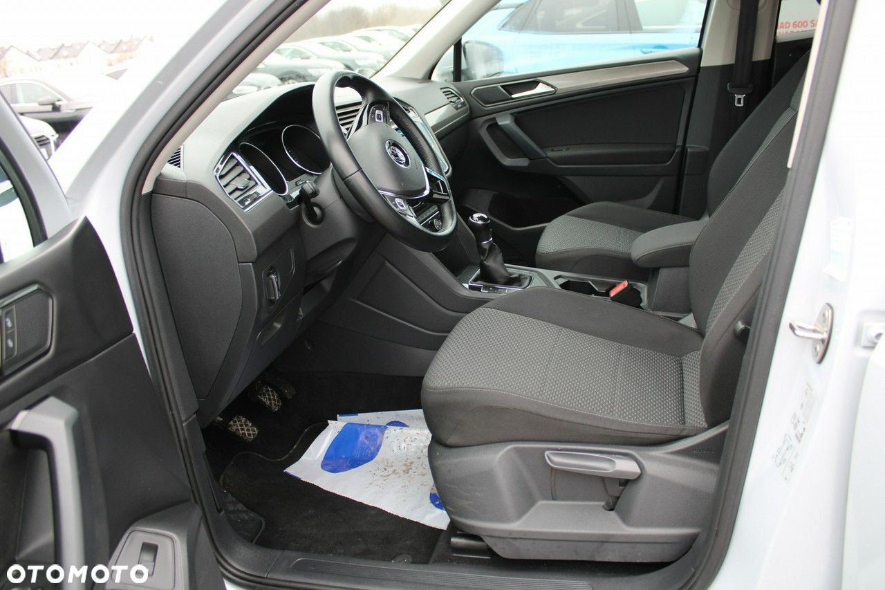 Volkswagen Tiguan Allspace 2.0 TDI SCR Comfortline - 22