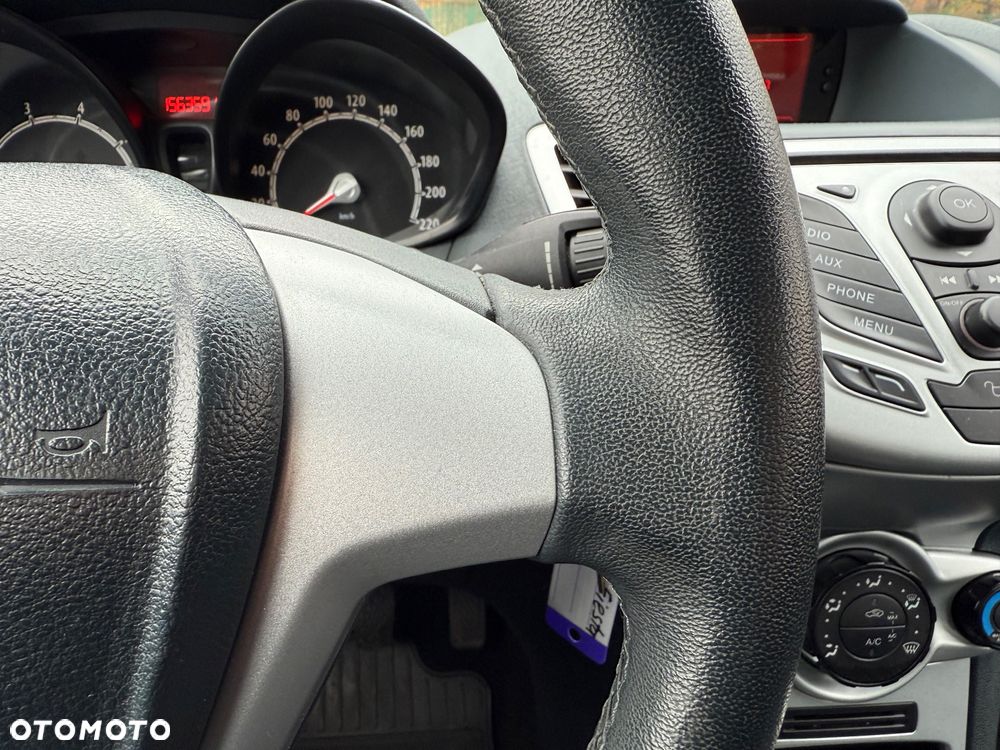 Ford Fiesta 1.25 Champions Edition - 30