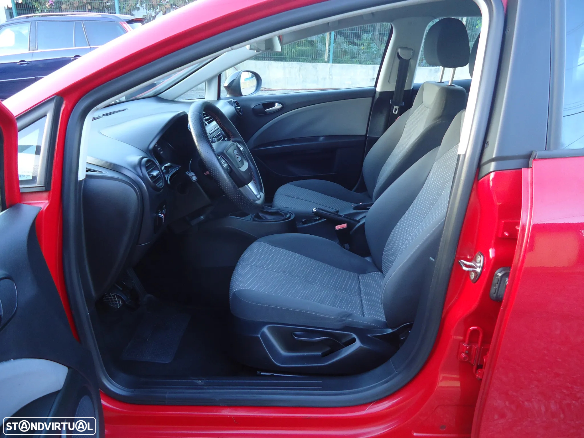 SEAT Leon 1.6 TDI Sport - 6