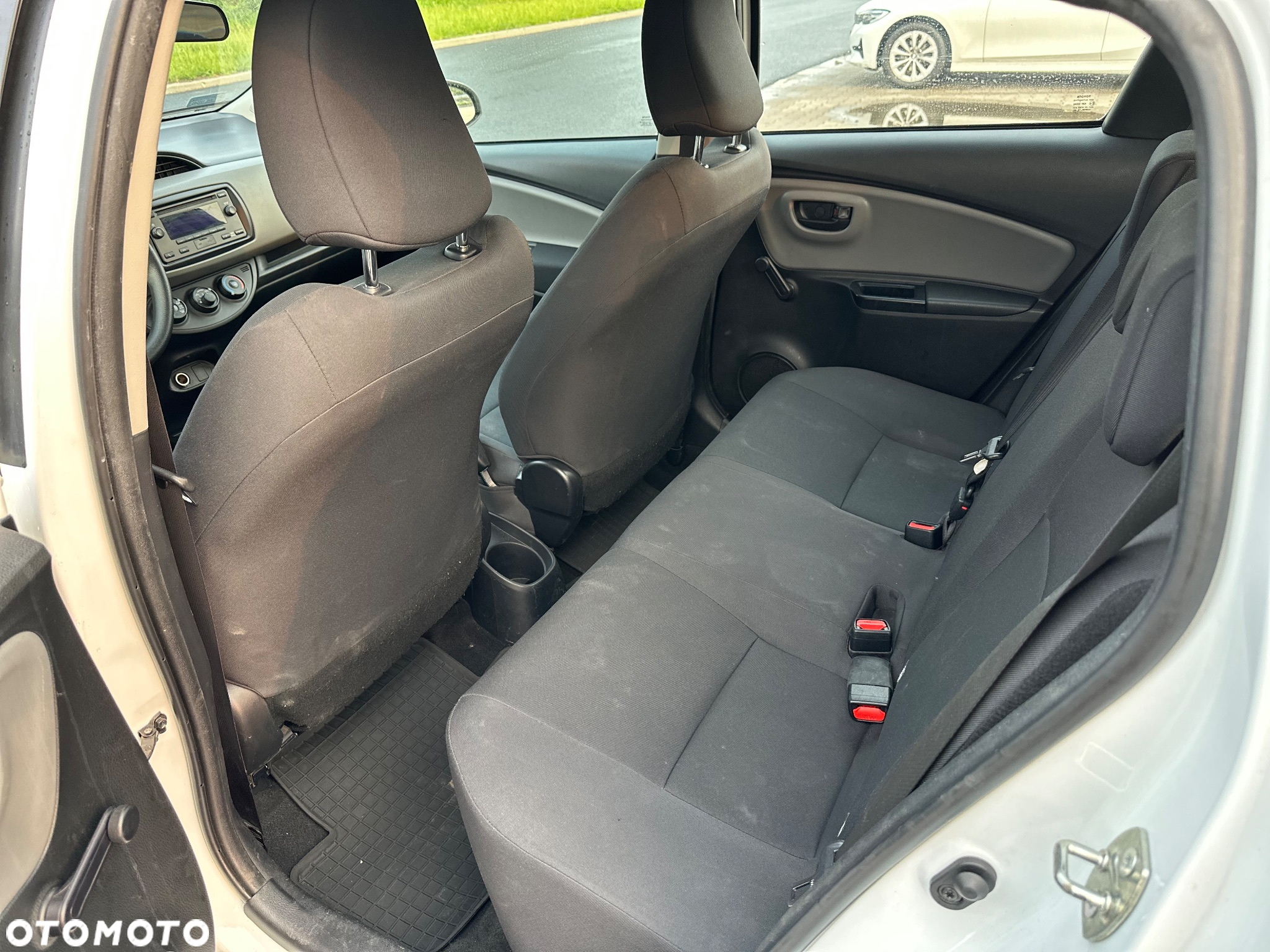 Toyota Yaris - 11