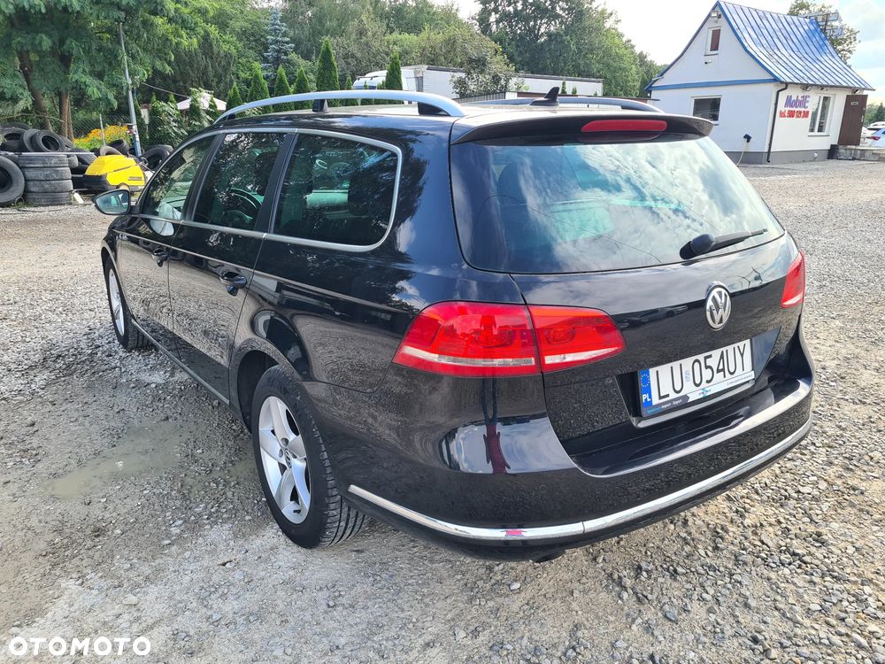 Volkswagen Passat 1.6 TDI Comfortline - 6