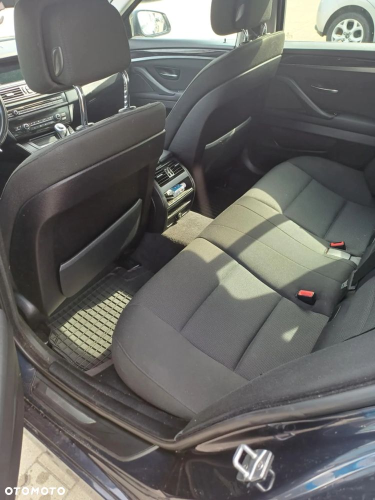 BMW Seria 5 520d - 10