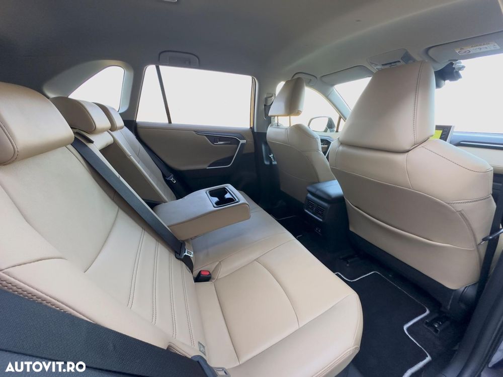 Toyota RAV4 2.5 4x4 Lounge - 21