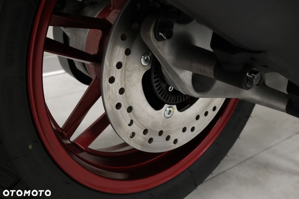 Honda NSS - 35