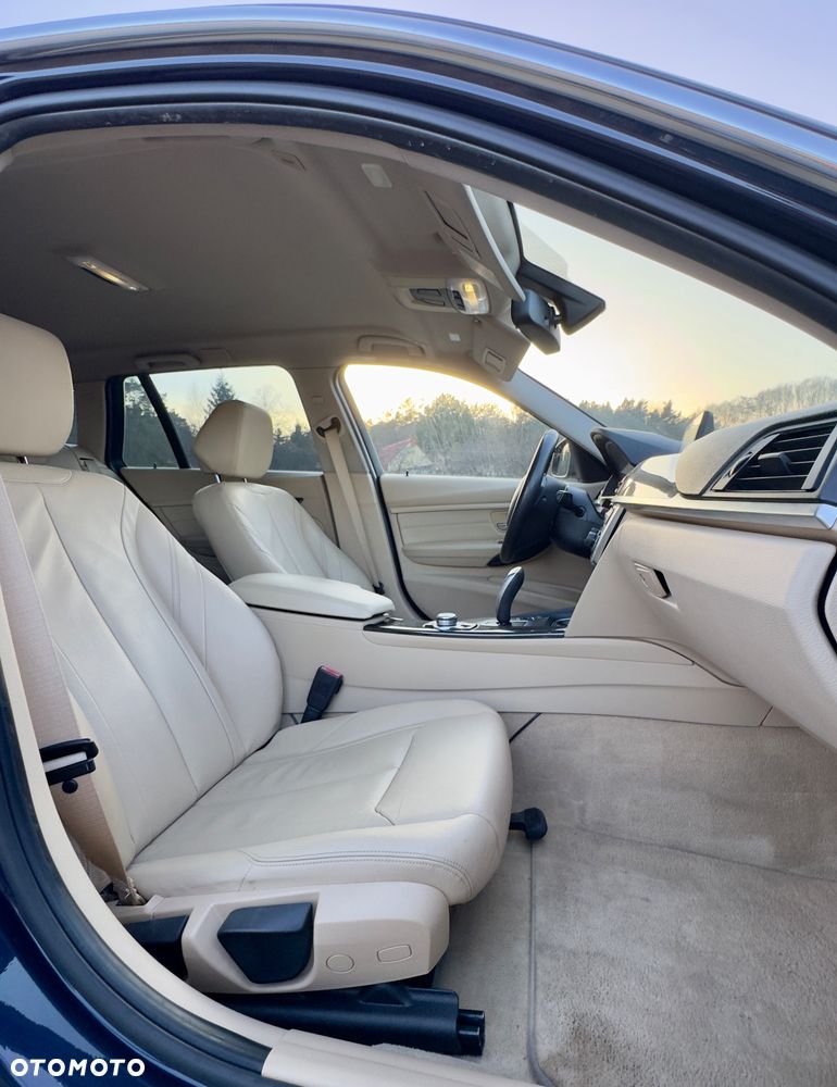 BMW Seria 3 320d Sport-Aut Luxury Line - 10