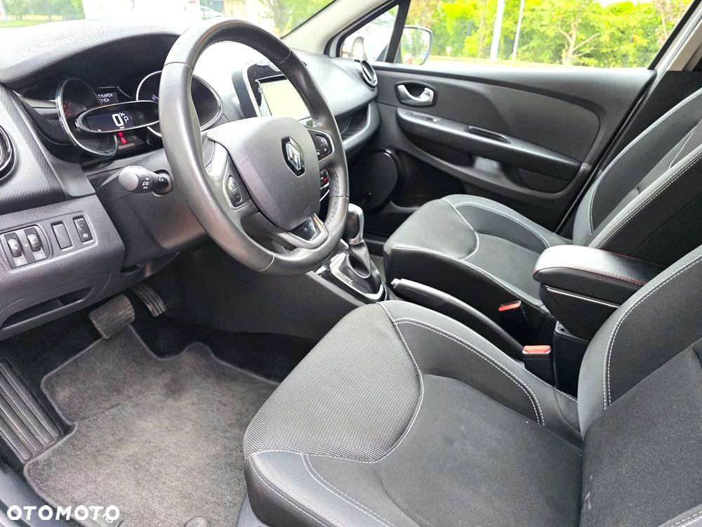Renault Clio - 12