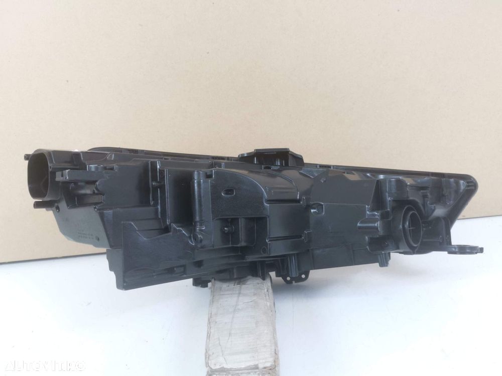 Carcasa Far Cu Sticla Far Stanga Led Audi A4 B9 2015 2016 2017 2018 20 - 5