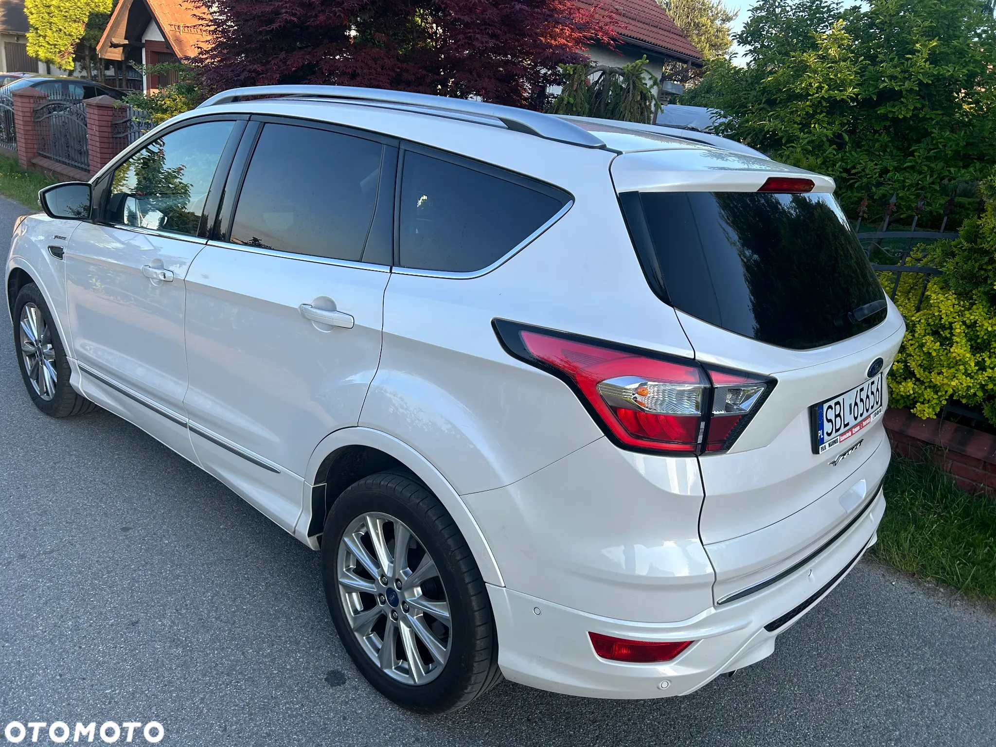 Ford Kuga Vignale 2.0 TDCi AWD - 10