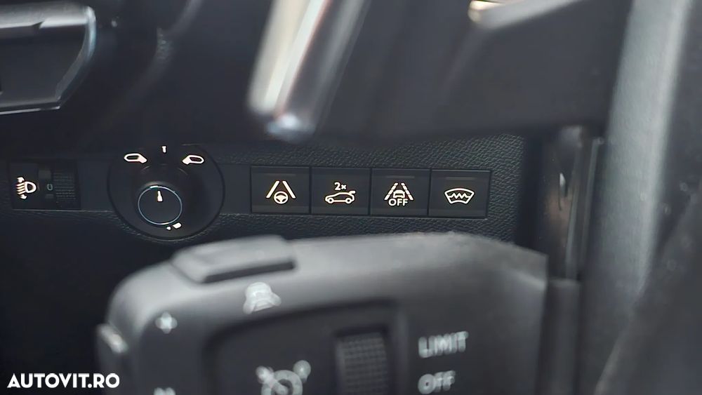 DS Automobiles DS 7 Crossback - 12