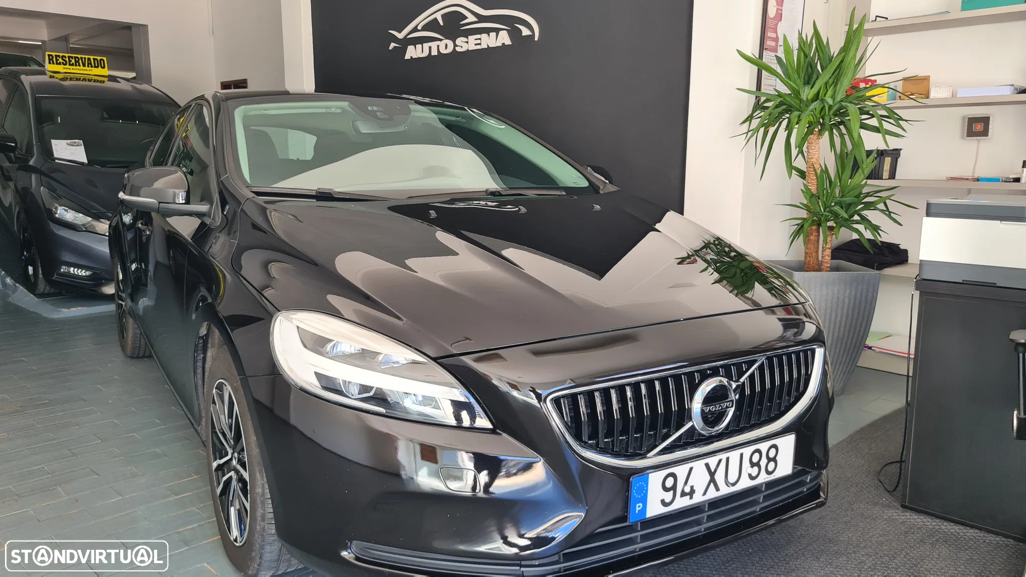 Volvo V40 2.0 D3 Momentum - 2
