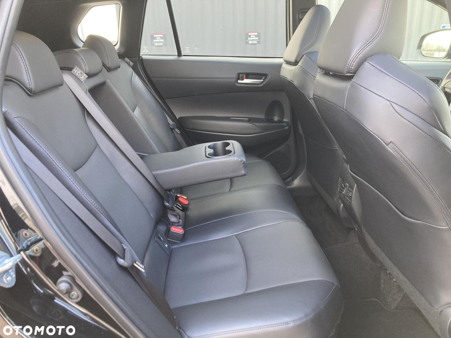 Toyota Corolla Cross - 11