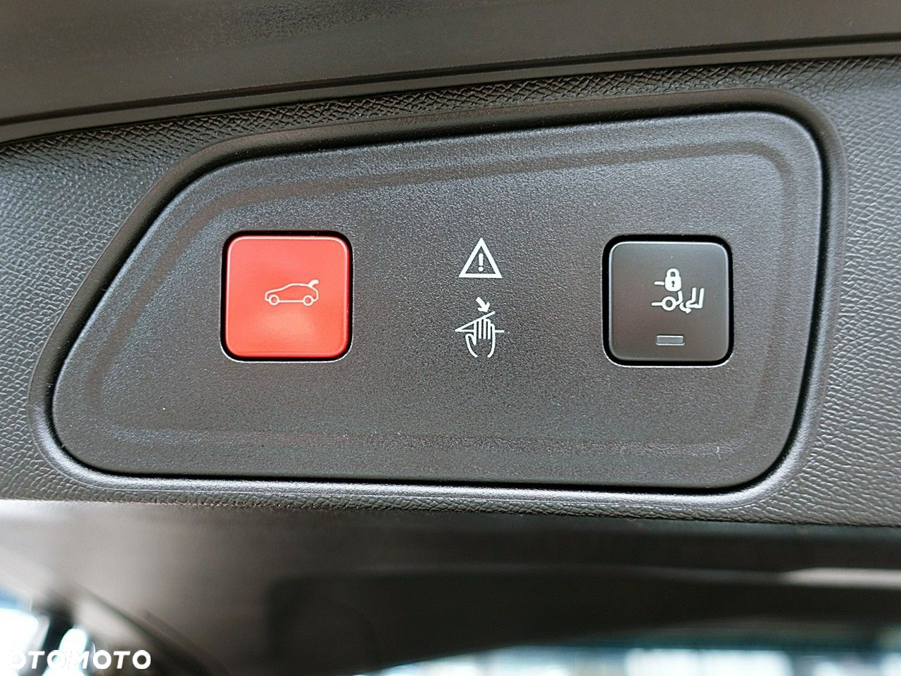 Peugeot 3008 2.0 BlueHDi GT S&S EAT8 - 18