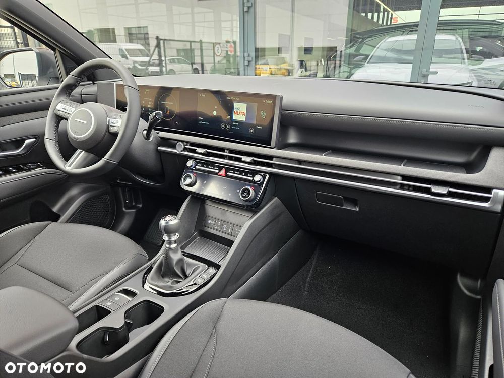 Hyundai Tucson 1.6 T-GDi Smart Black 2WD - 16