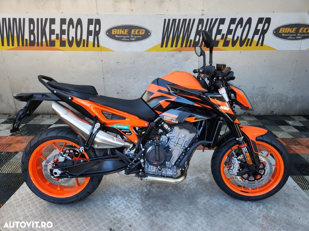 KTM 890 Duke GP - 1