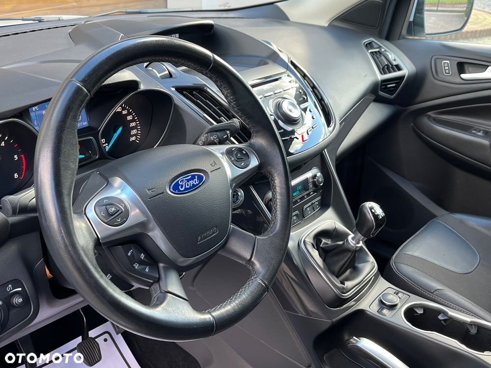 Ford Kuga - 14