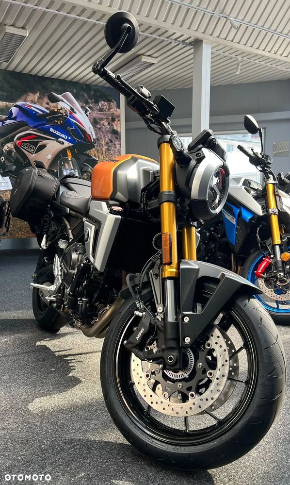 Suzuki T - 2