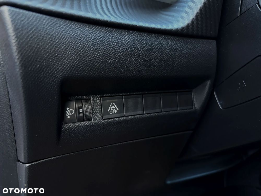 Peugeot 2008 1.5 BlueHDi Allure - 31