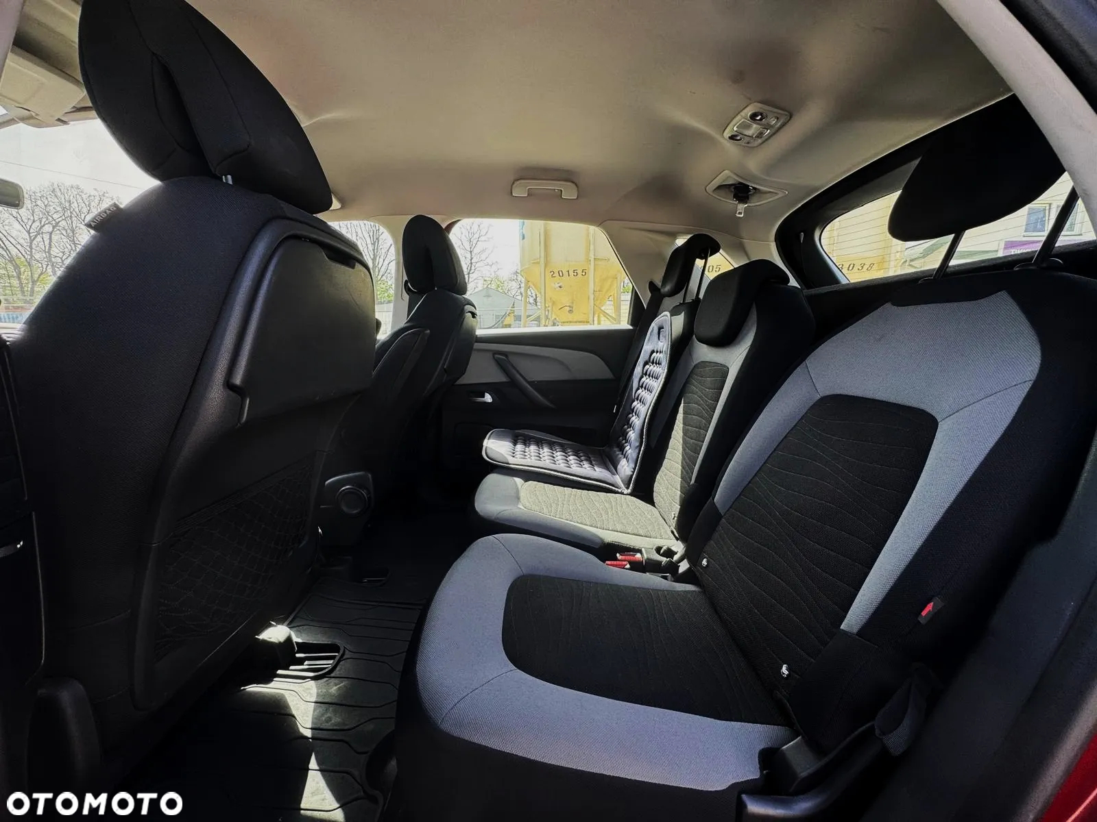 Citroën C4 Picasso - 10