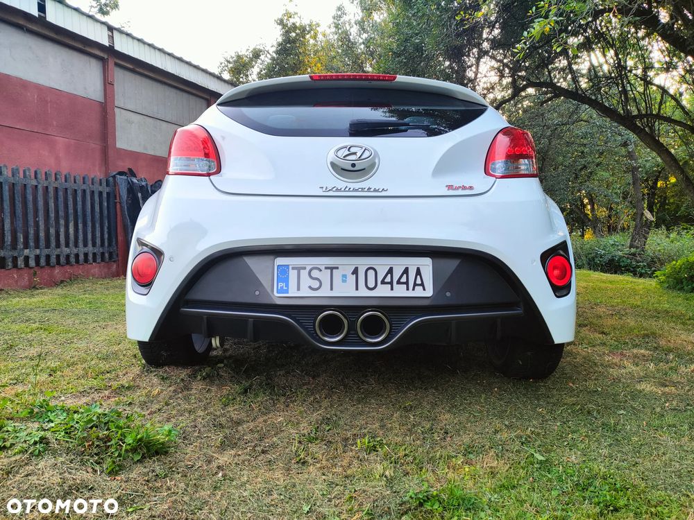 Hyundai Veloster - 11