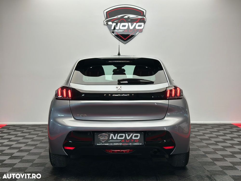 Peugeot 208 1.2 L PureTech STT EAT8 Allure - 37